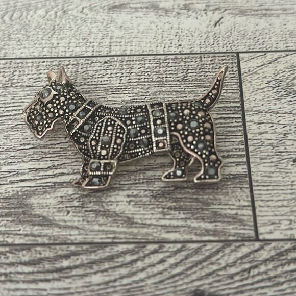 Scottie Terrier Marcasite and Rose Gold Tone Pin - Picture 3 of 6